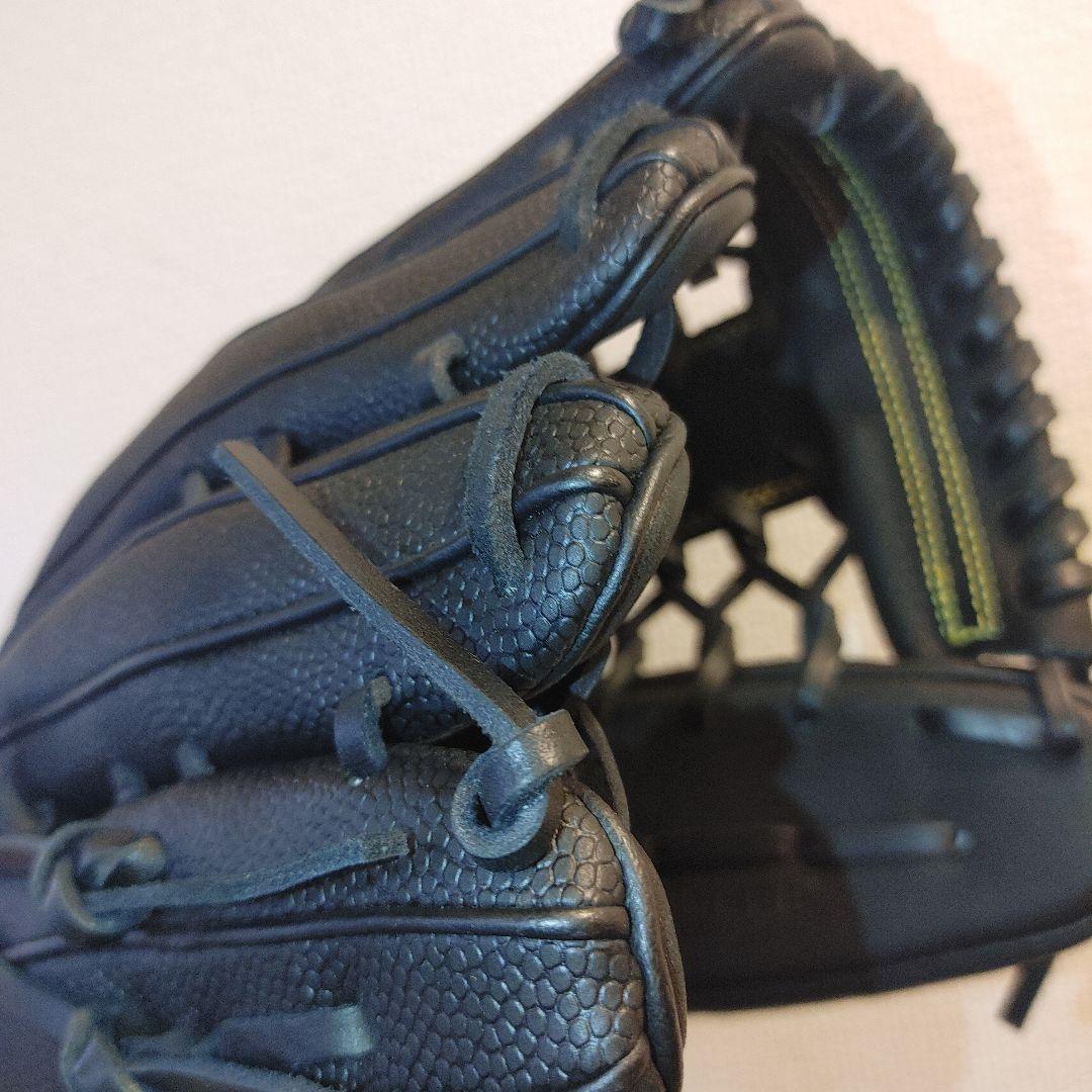 ウイルソン　軟式　左投げ　外野 ブラック×イエローロゴ