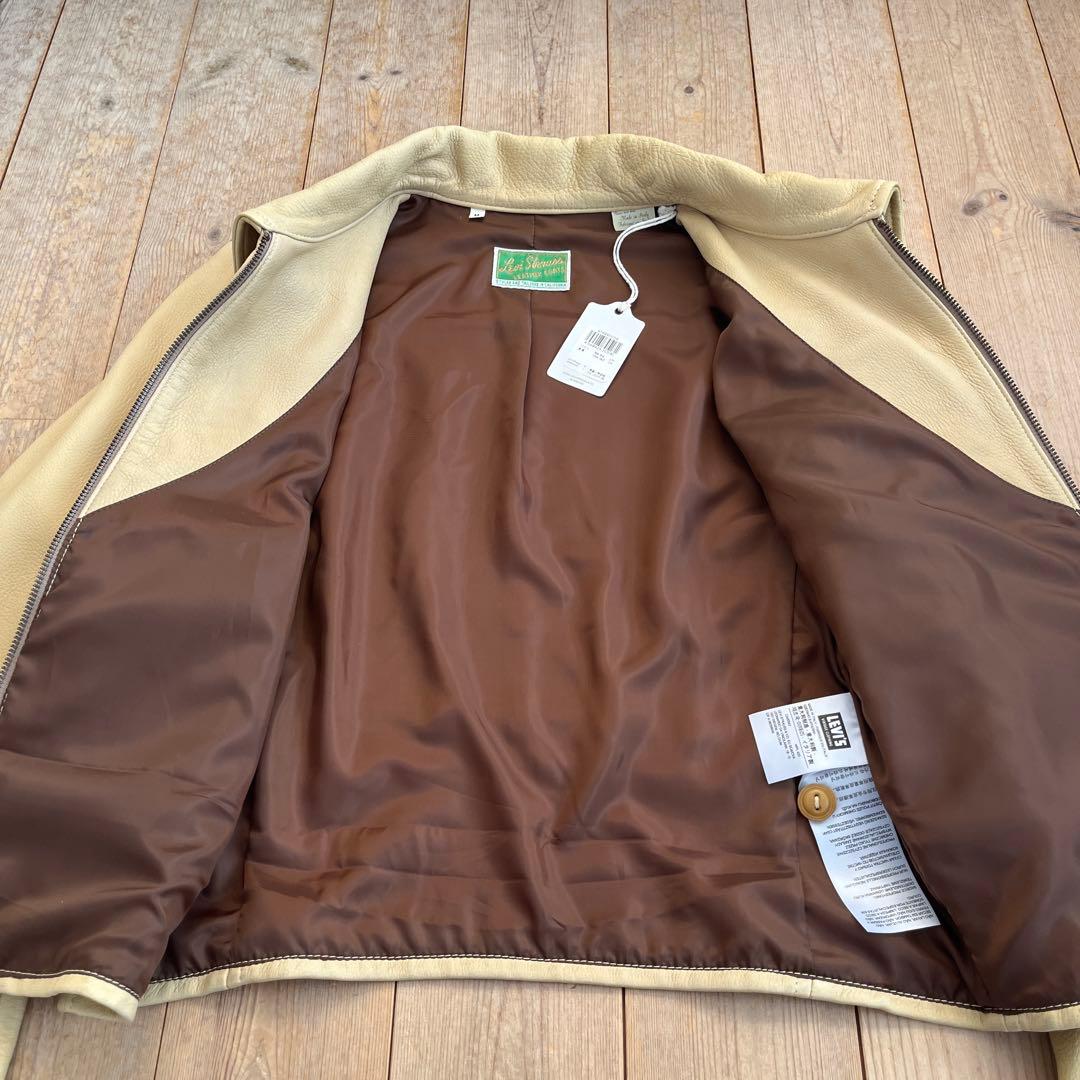 本日限定セール！リーバイス　レザージャケット