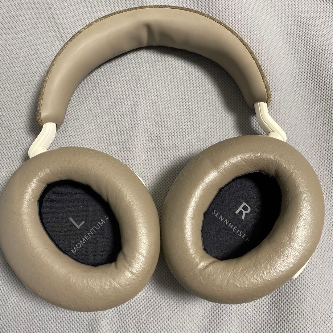 ゼンハイザー　ワイヤレスヘッドホン MOMENTUM 4 Wireless