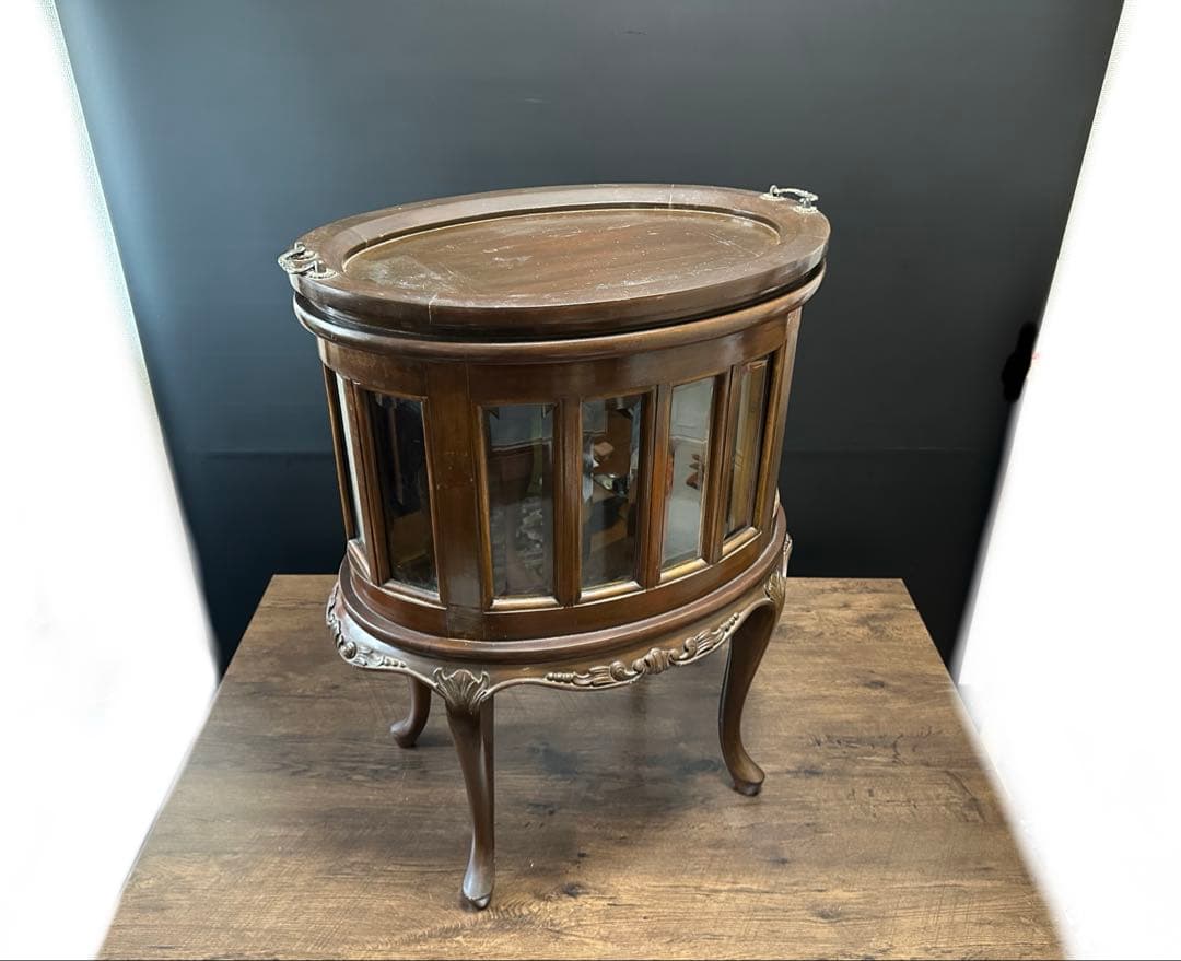 英国アンティーク　ティーキャビネット