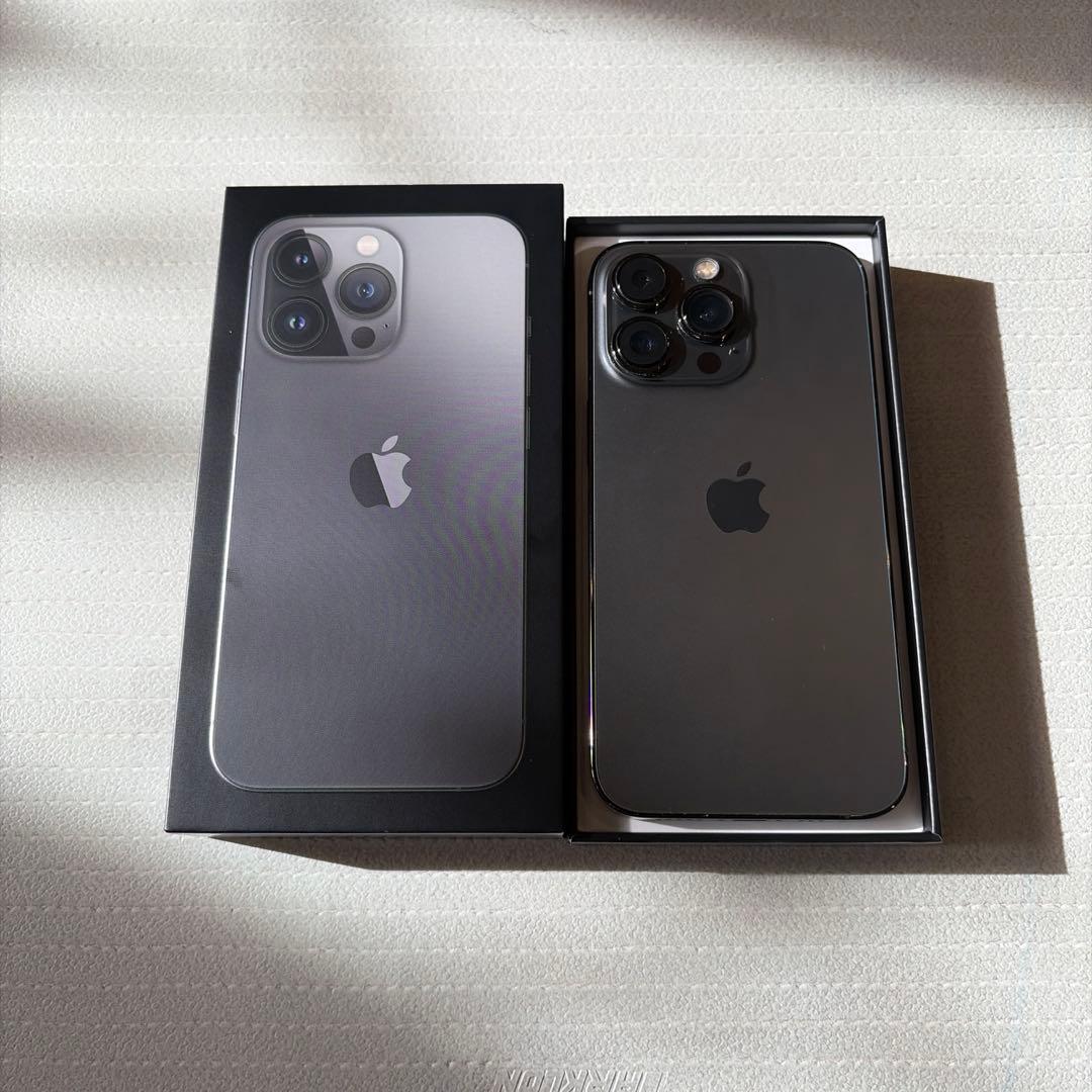 iPhone 13 Pro 256GBグラファイト ケース付きバッテリー90%