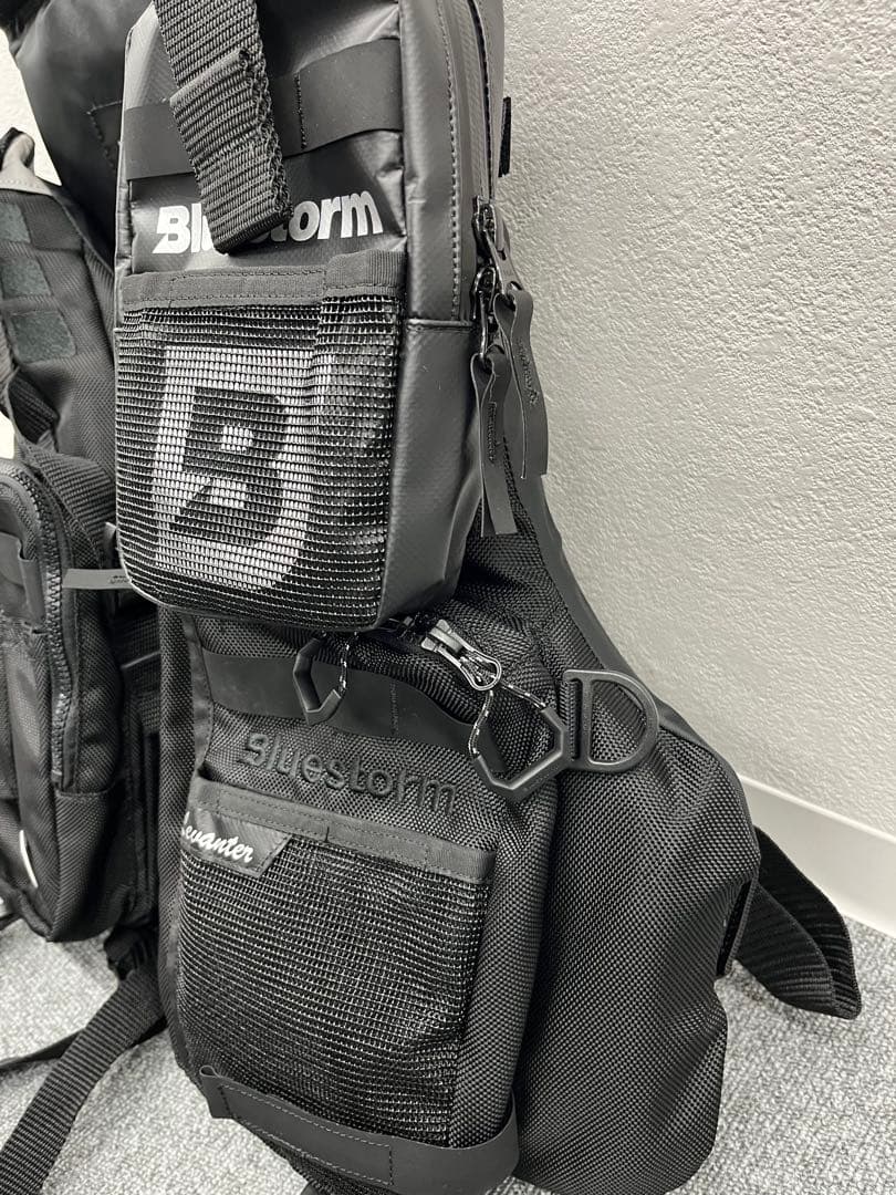 【美品】ブルーストーム Bluestorm レバンテ ゲームベスト ブラック