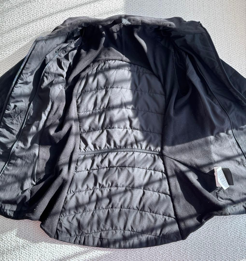 Lululemon レディースランニングジャケットS size ブラック