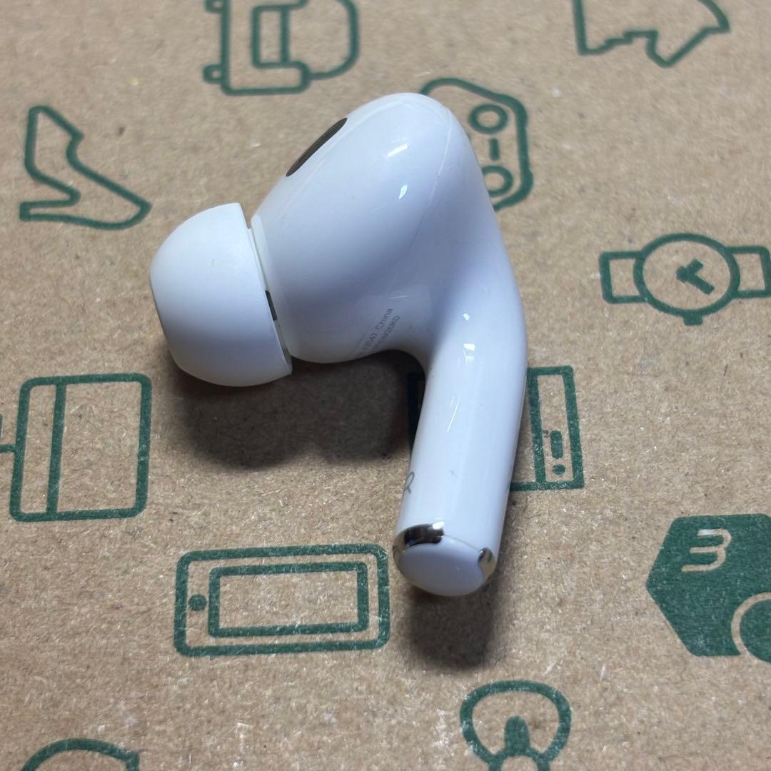 AirPods pro 第二世代　右耳のみ　usb-c版　Apple