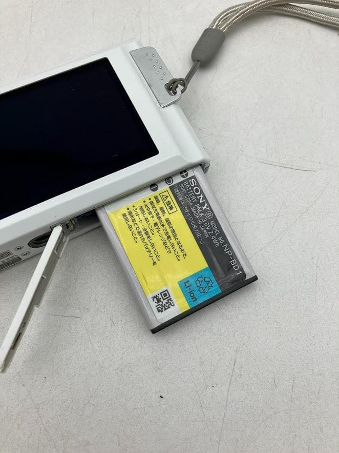 【美品】SONY Cyber-shot ホワイト コンパクトデジタルカメラ