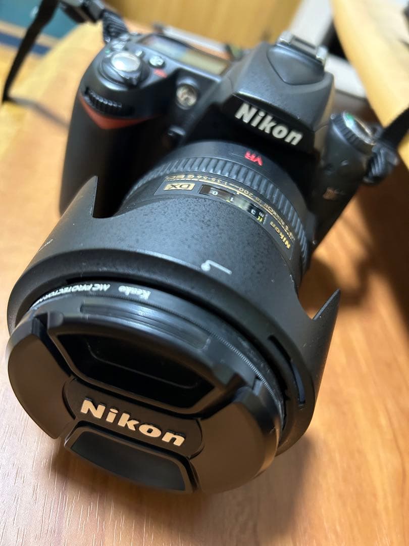 Nikon D90と18-200mmレンズのセット
