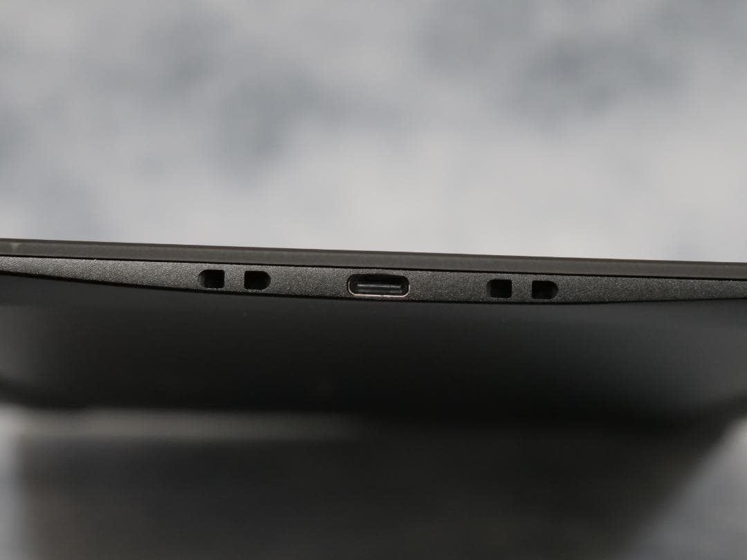 ワコム製ペンタブレット Intuos Pro Medium PTH-660/K0