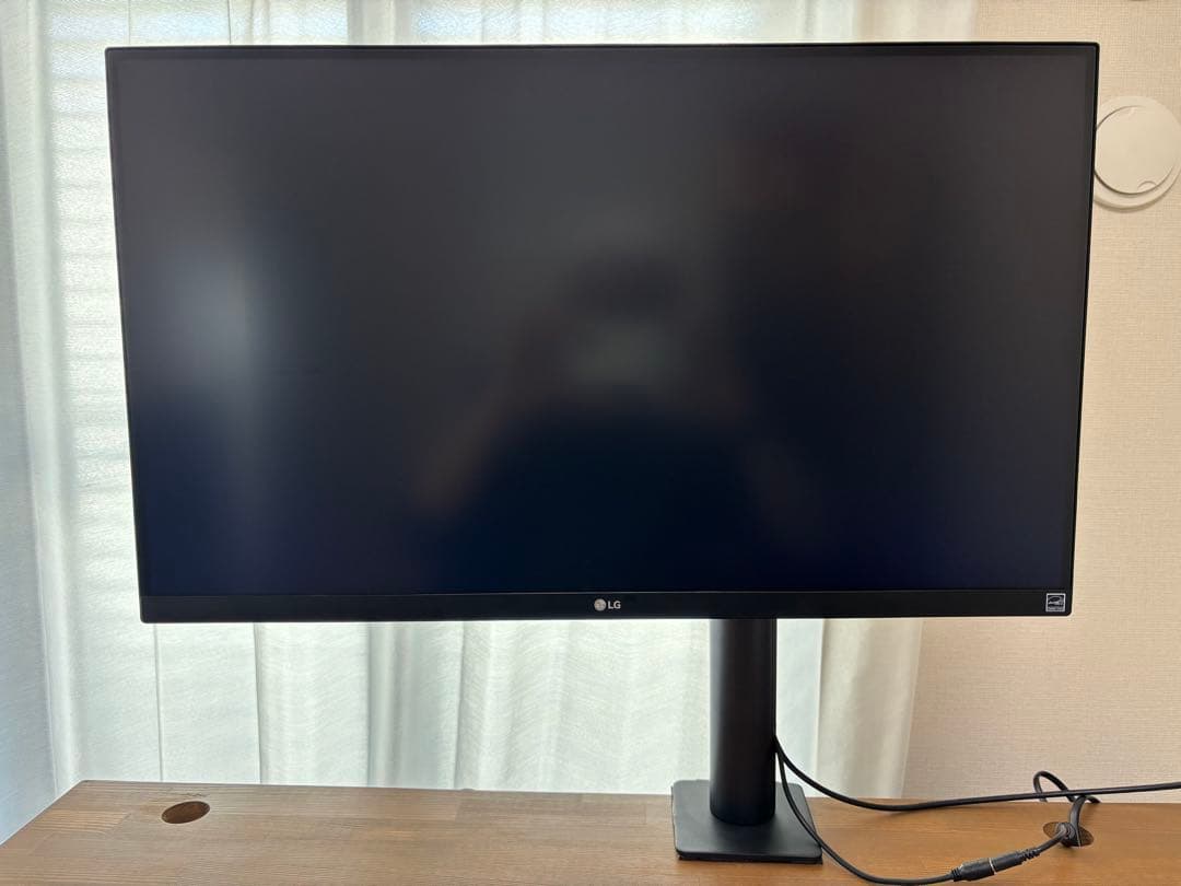 LG エルゴノミクス スタンド モニター 4Kディスプレイ 27UN880-B