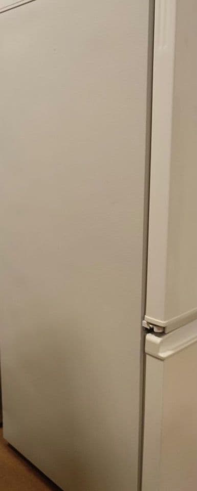 SHARP　ノンフロン冷凍冷蔵庫　SJ-C14E-W