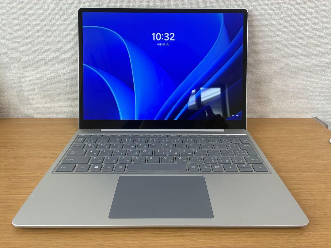 【中古】surface Laptop go本体（箱付き）