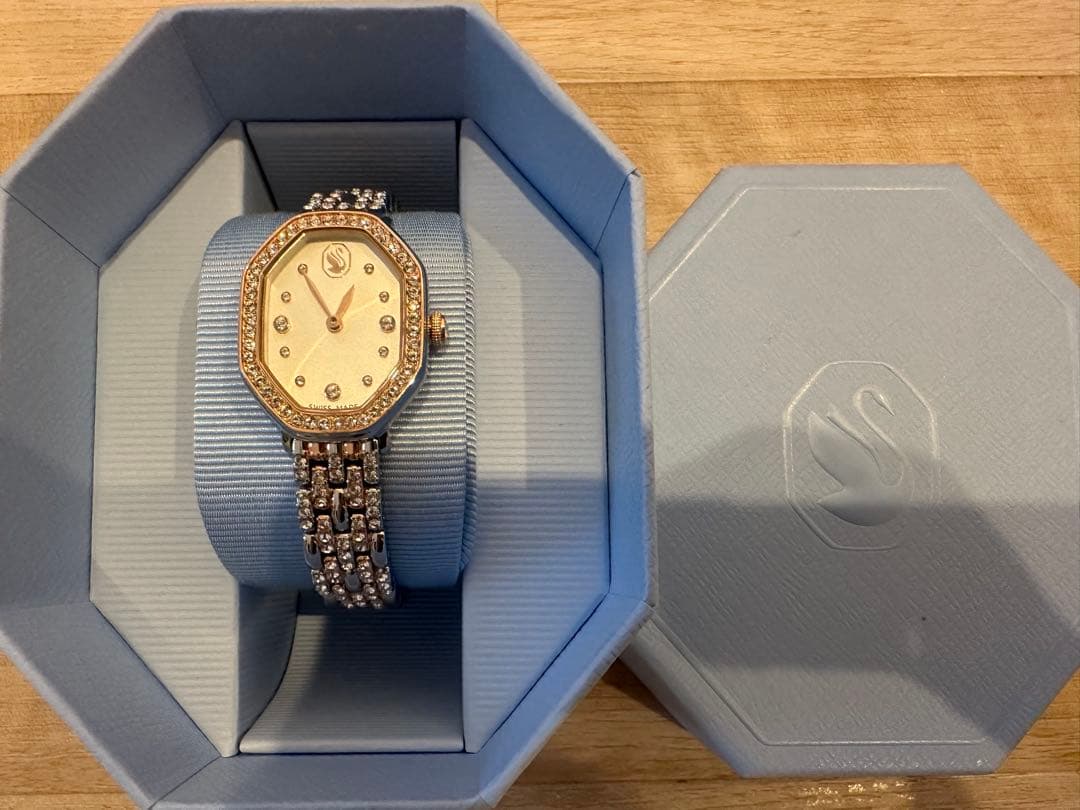 Swarovski ゴールド オクタゴナル腕時計