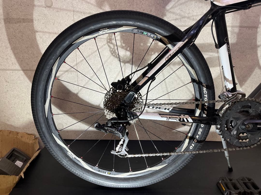 TREK TRT 6SERIES 6000 シマノDEORE XT 油圧ディスク