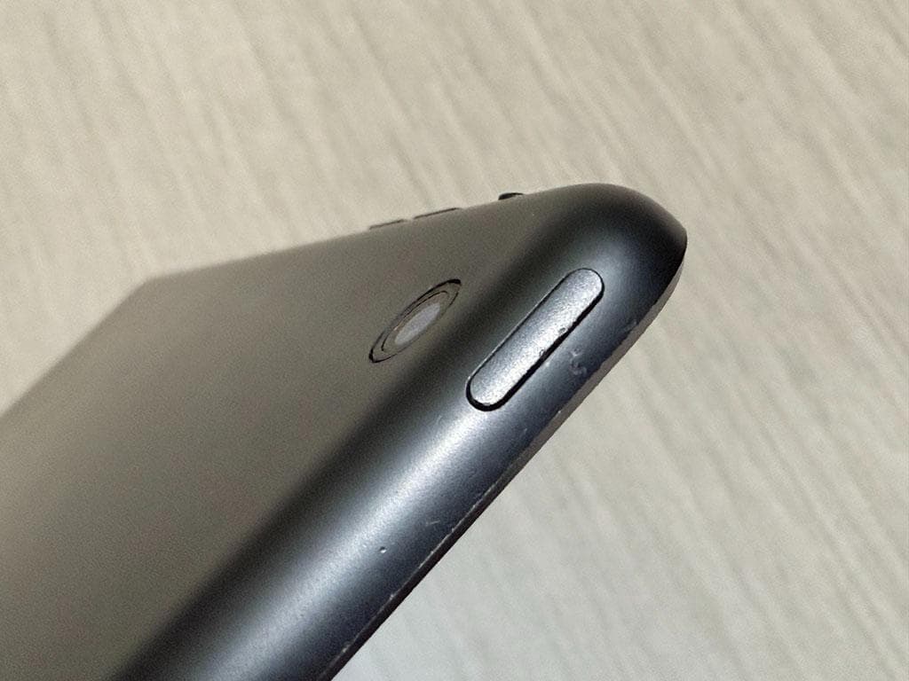 iPad（第5世代）128GB Wi-Fi＋CellularとiPadmini付