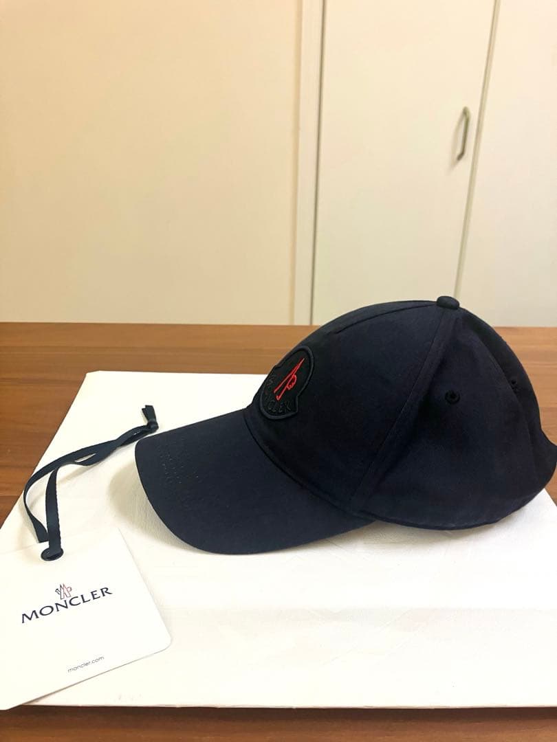 【正規品　認証確認済】MONCLER ベースボールキャップ