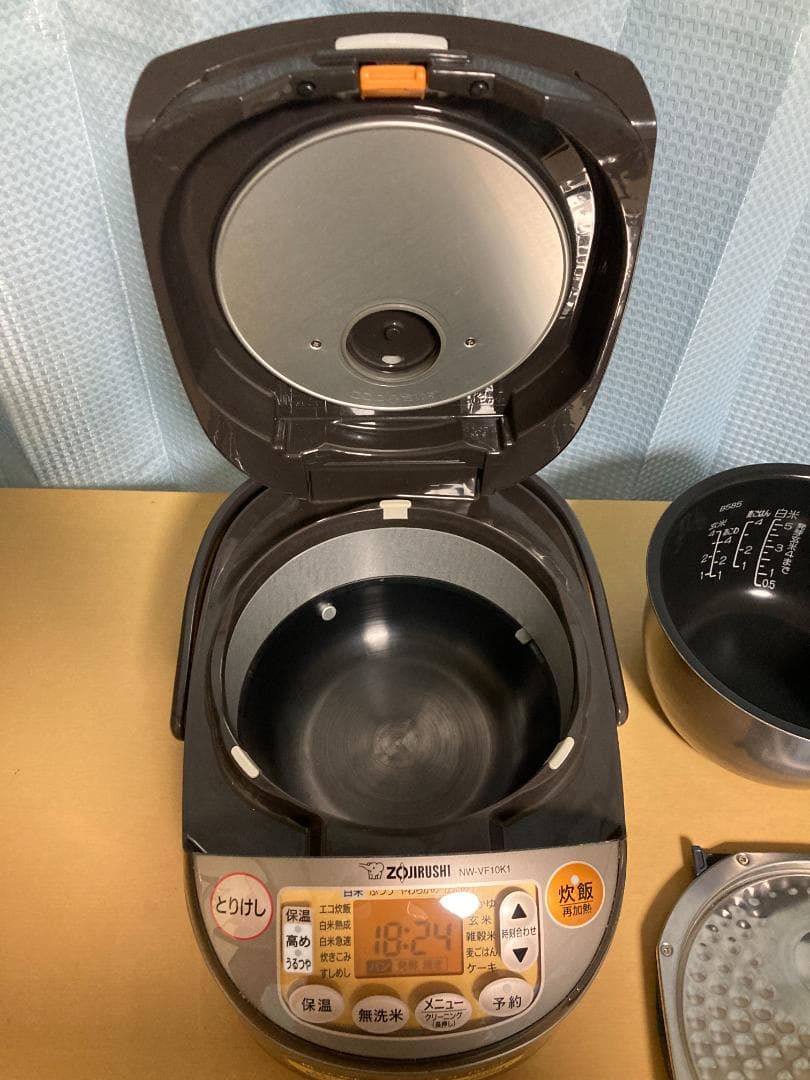oruchan ★美品★2023年製★ 象印 NW-VF10K1 極め炊き