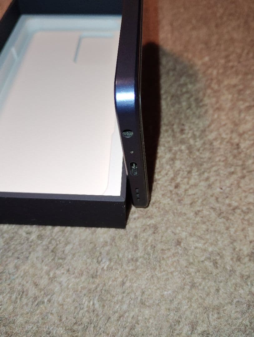 OPPO Reno7 A 使用頻度少なめ 目立った傷もなくキレイです。