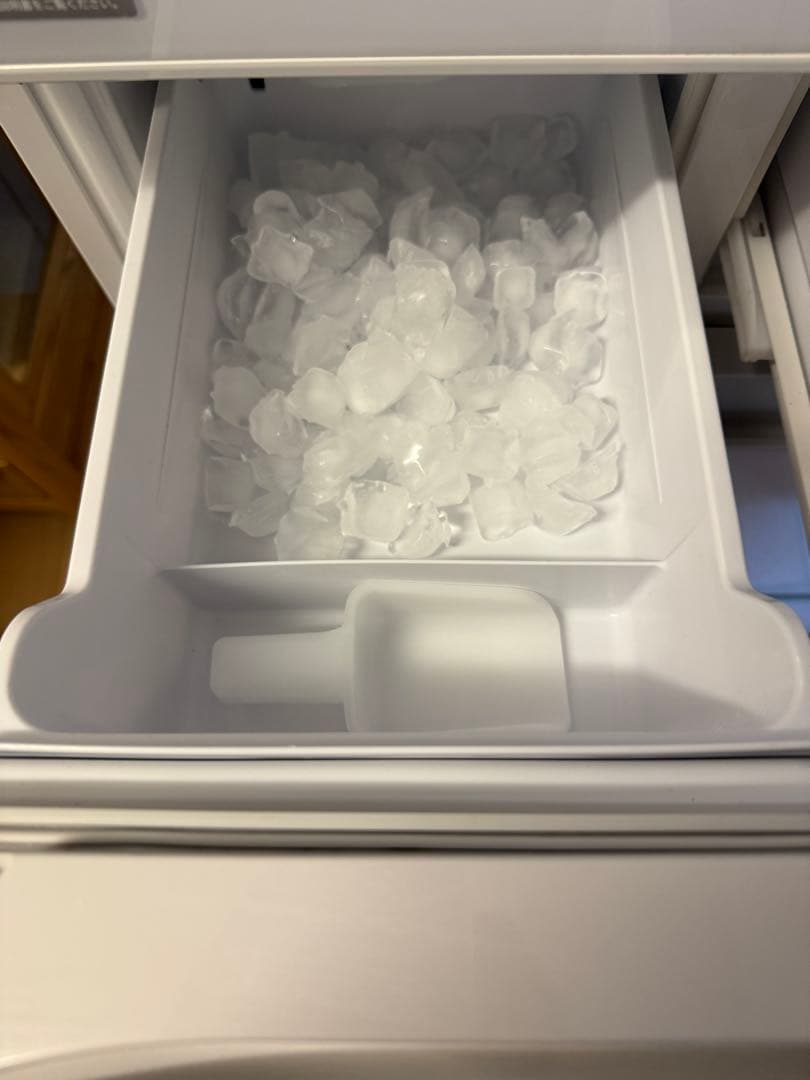 HITACHI 冷凍冷蔵庫 R-XG4300G(XW) 430L 2017年