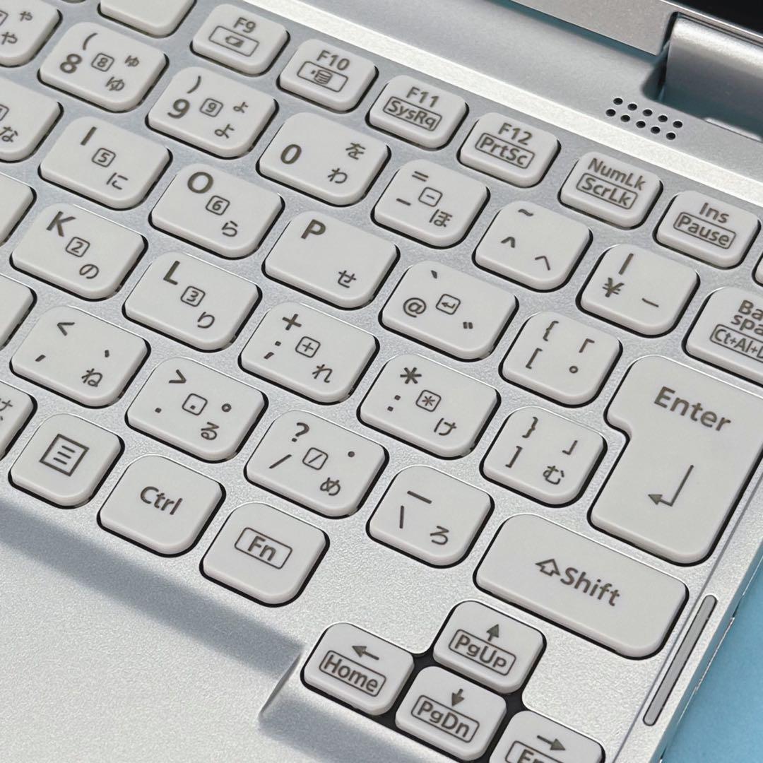907 美品 レッツノートCF-QV9 第10世代 8GB office