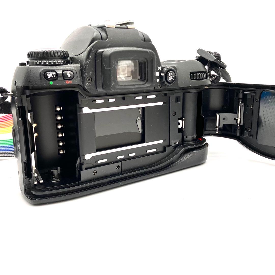 Nikon F80 フィルムカメラ