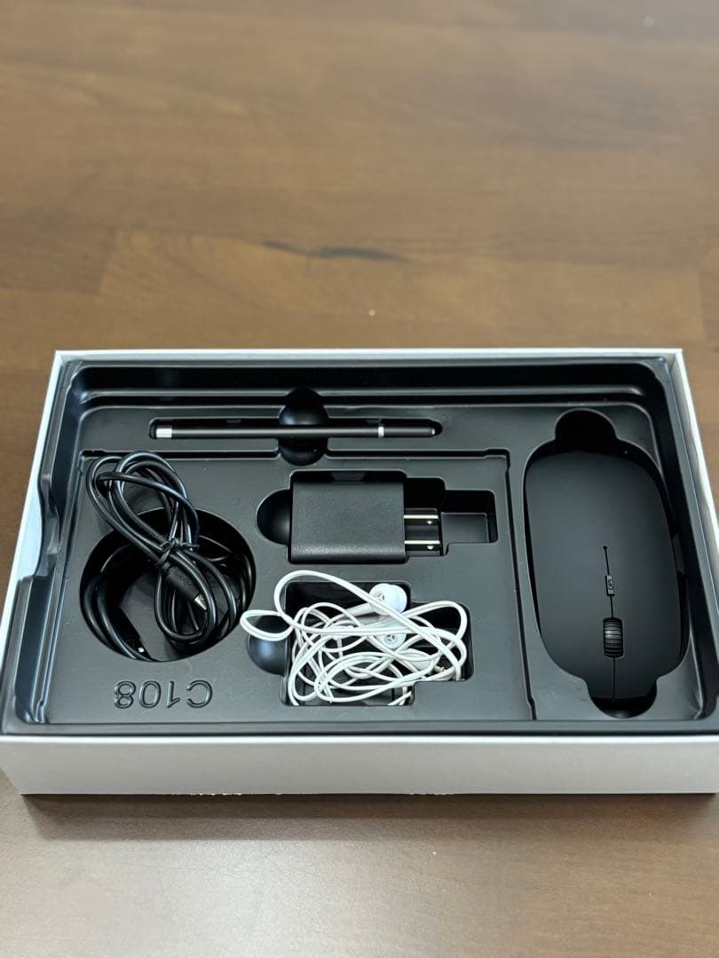 C108 Androidタブレット 10.1インチ 14GB RAM 128GB