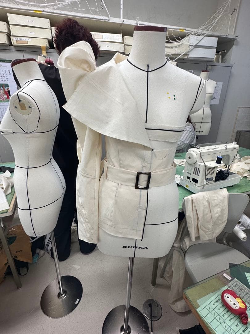 3月10日以降に発送可能です。文化服装学院新文化ヌードボディ 丸型ベース付き