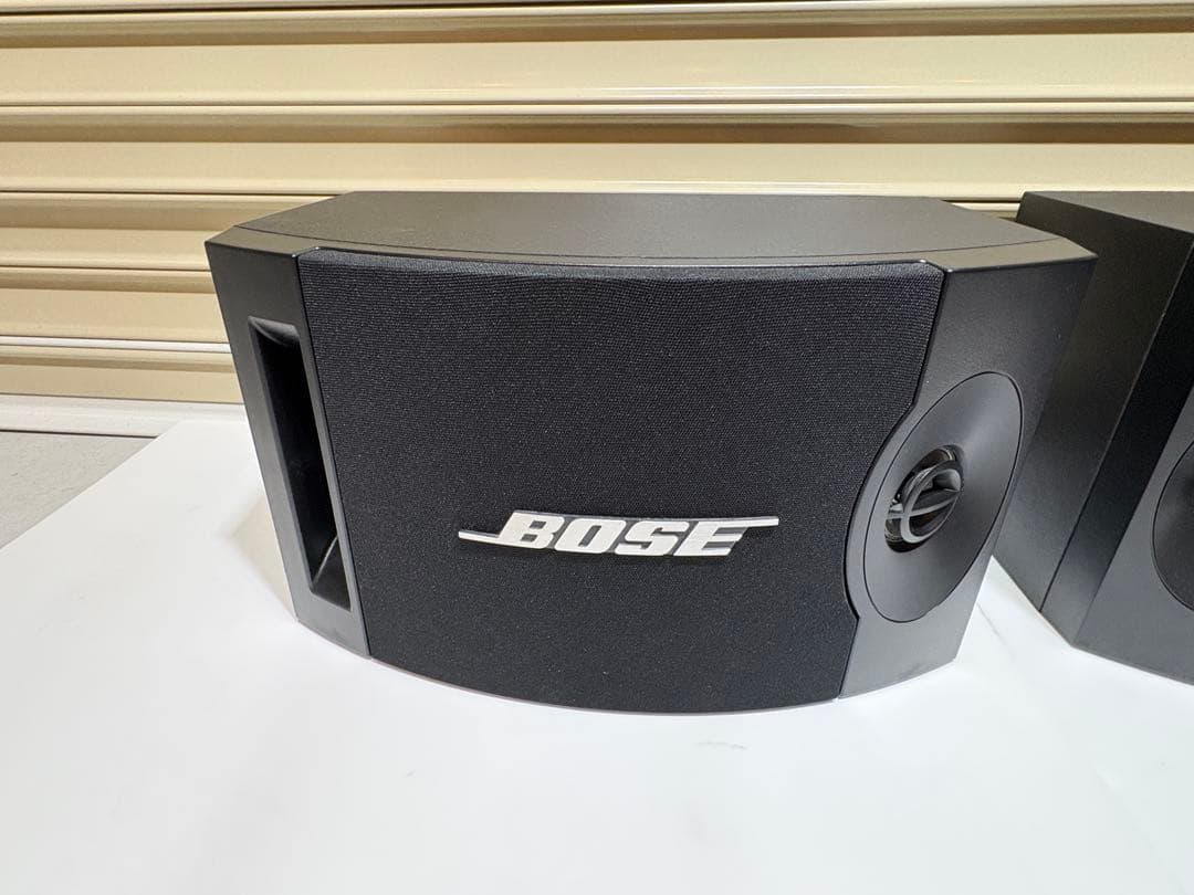 BOSE ボーズ 201V スピーカー　左右ペア　壁掛ブラケット付き