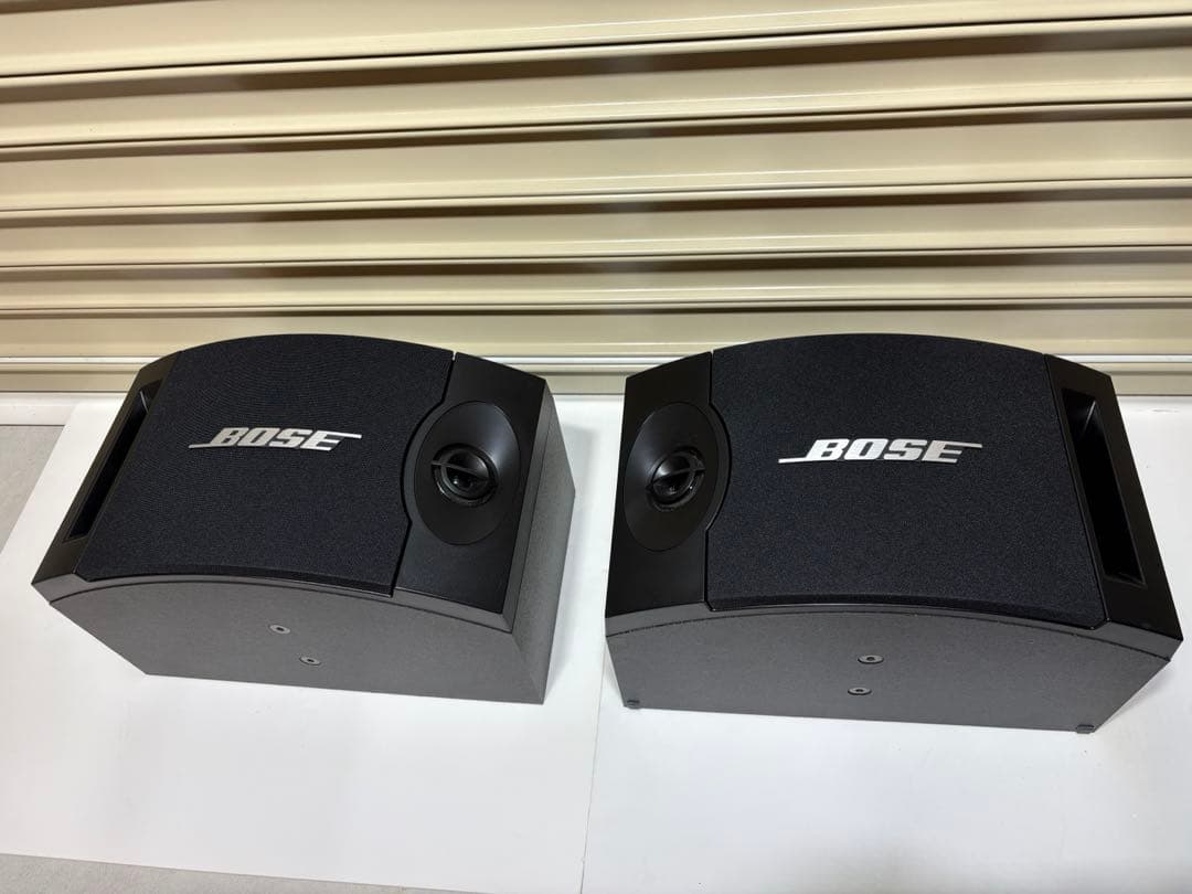 BOSE ボーズ 201V スピーカー　左右ペア　壁掛ブラケット付き