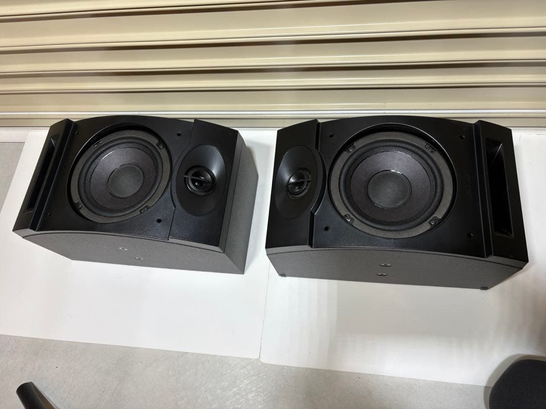 BOSE ボーズ 201V スピーカー　左右ペア　壁掛ブラケット付き