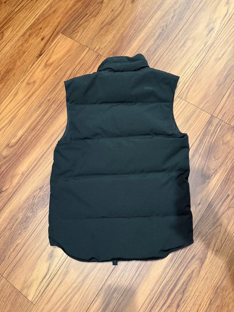   ブラック ダウンベスト