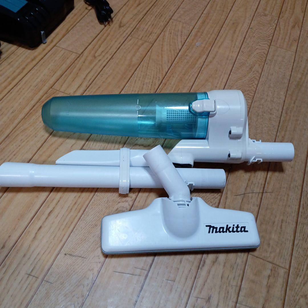 マキタ18V充電式クリーナーCL282FD サイクロン、バッテリー、充電器付