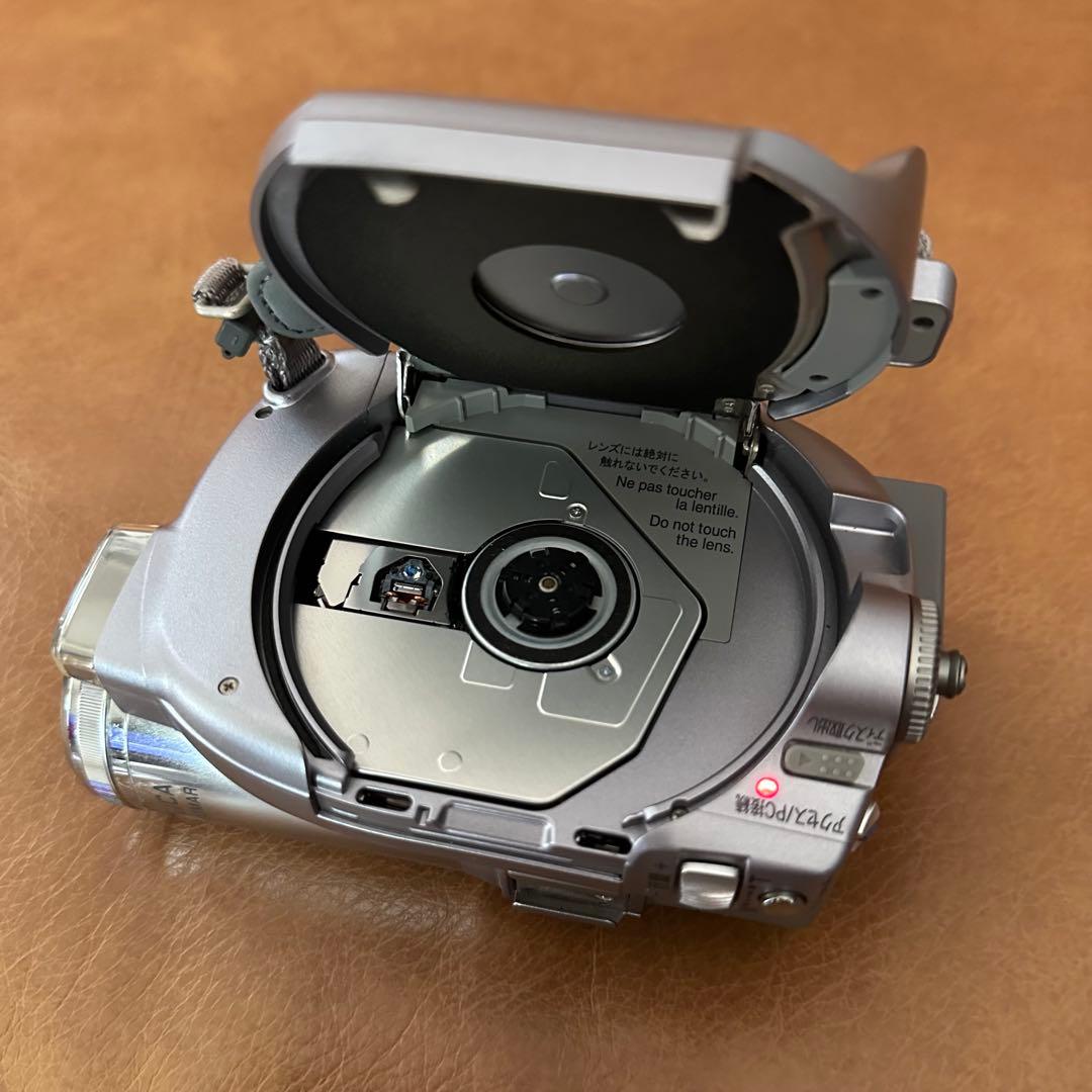 【Panasonic/パナソニック】DVDビデオカメラ　VDR-D300-S