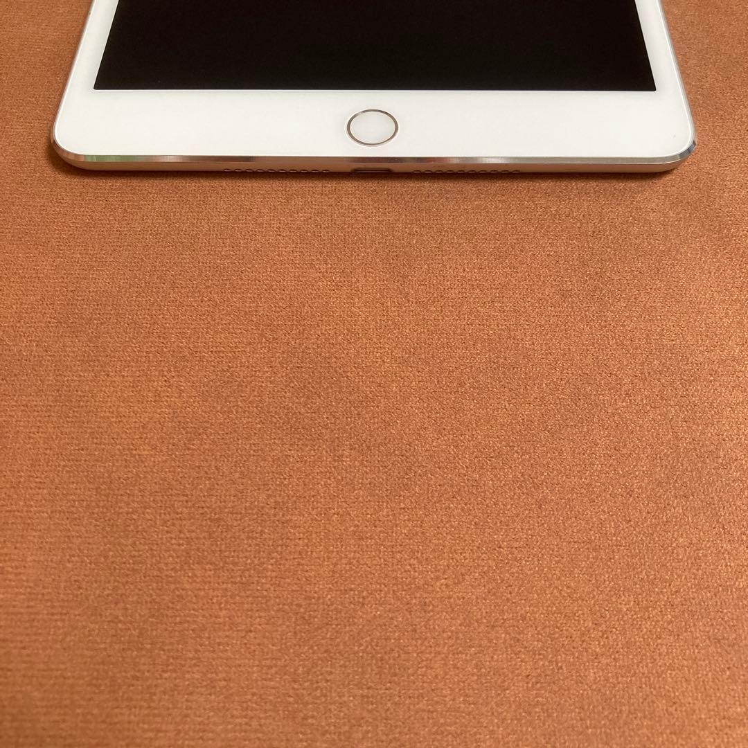40 電池ほぼ新品☆比較的美品☆iPadmini4第4世代128GBSIMフリー