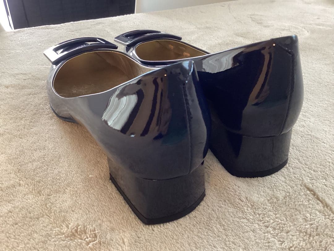 MTM⭐︎　Roger vivier ロジェヴィヴィエ　ネイビー　37