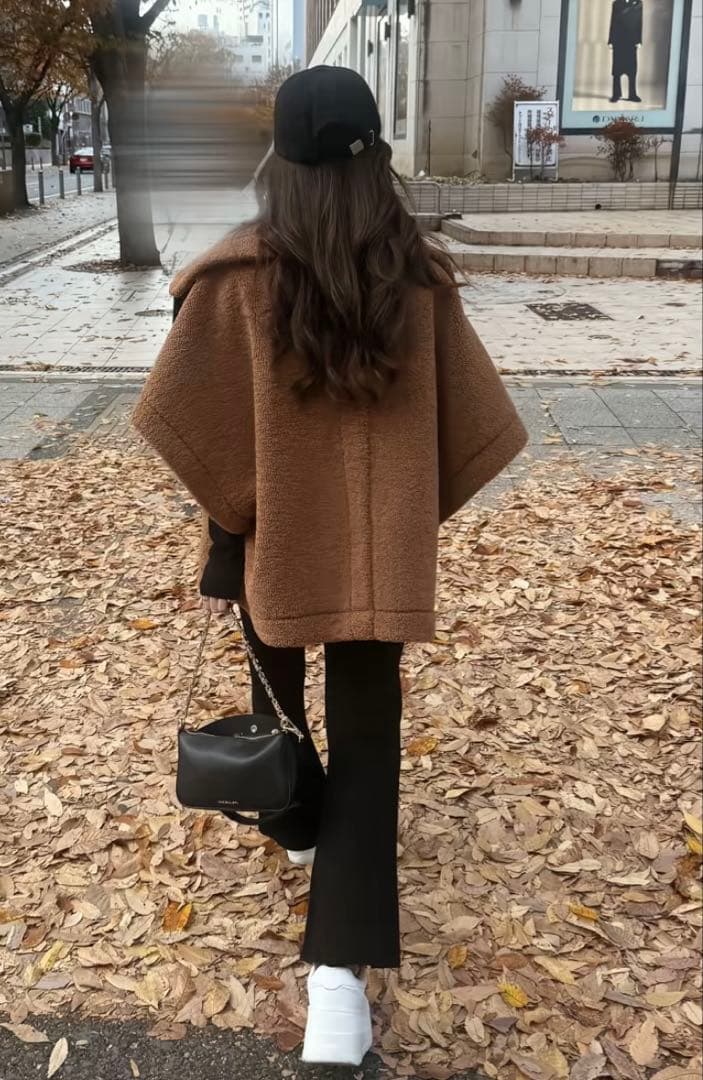 【 新品 】Lachic テディ ケープ ポンチョ コート ウール