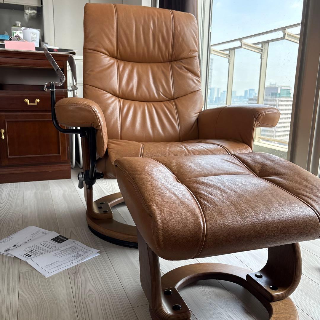 送料込み　ニトリ　パーソナルチェア（ラルフ3革MBR）　※オットマン別配送