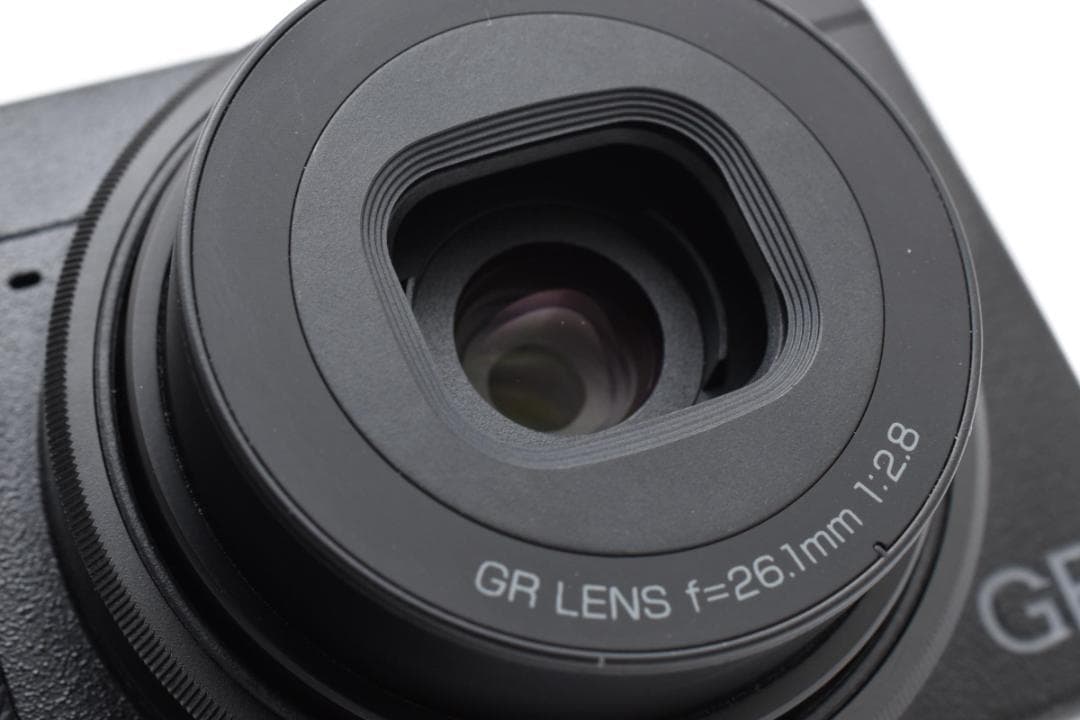 デジタルカメラ Ricoh GR IIIx Compact Digital Camera