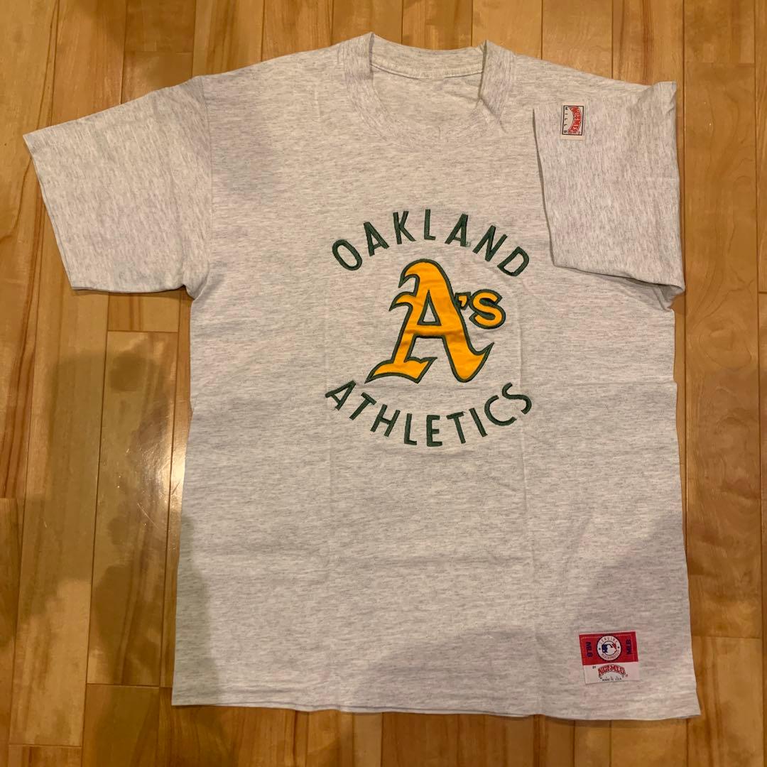 アスレチックスジャンバーレア品　パーカー　トレーナー　半ズボン　キャップ