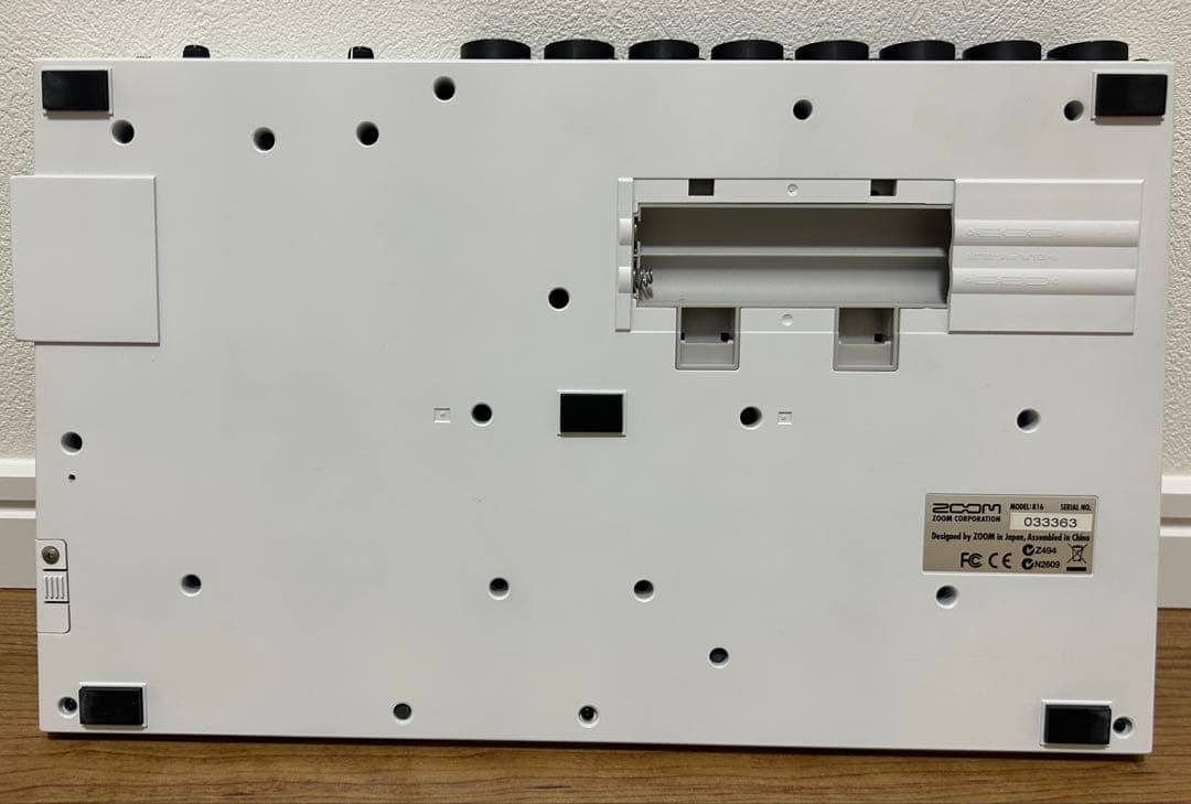 ZOOM R16マルチトラックレコーダー 各種備品付き/簡易動確済