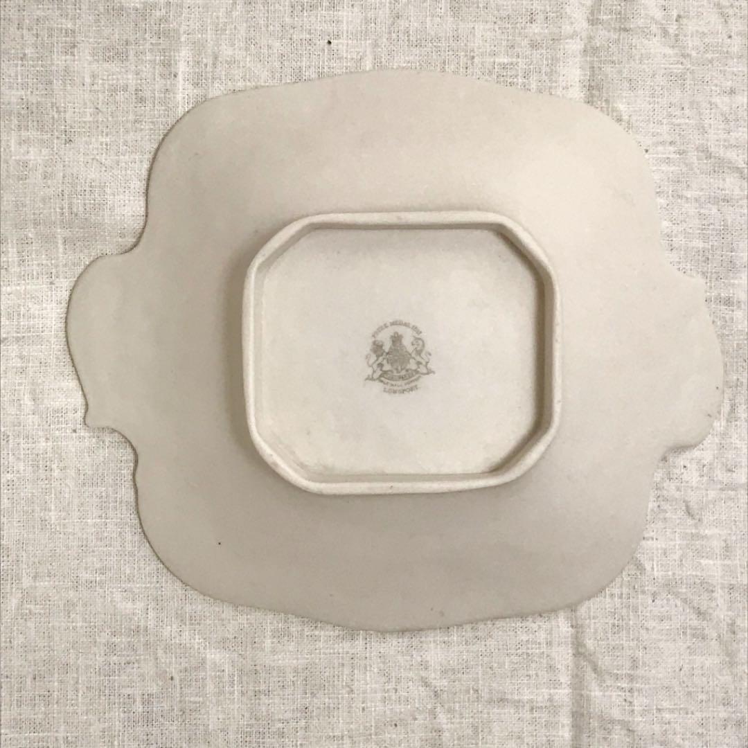 1851年 アンティーク クリームウエア エンボス レリーフ プレート 器