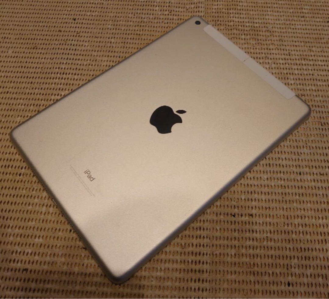 完動品SIMフリーiPad第5世代(A1823)本体32GB送料込PHLJK