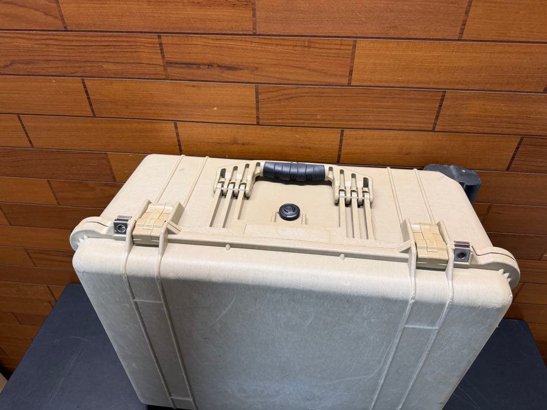 ペリカンケース1610