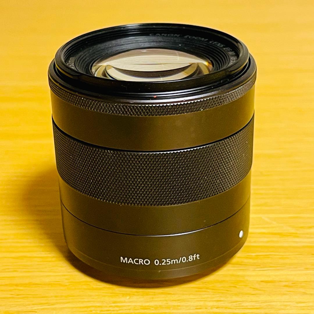 【美品】Canon EOS M2 ホワイト ミラーレス 一眼レフ デジタルカメラ