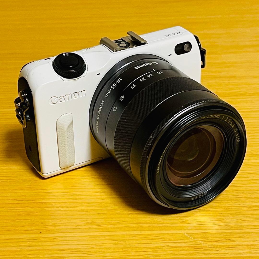 【美品】Canon EOS M2 ホワイト ミラーレス 一眼レフ デジタルカメラ