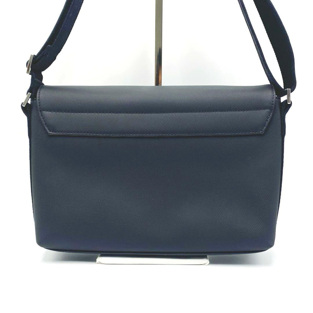 美品★LACOSTE ラコステ メッセンジャーバッグ ★114