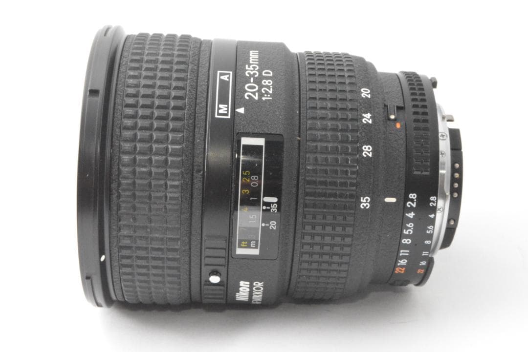 ニコン　Nikon AF NIKKOR 20-35mm F2.8D