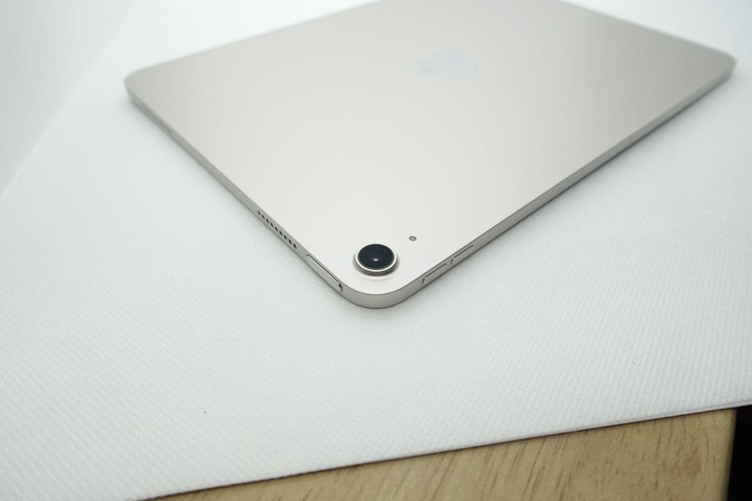 iPad Air m3 11インチ　128GB スターライト