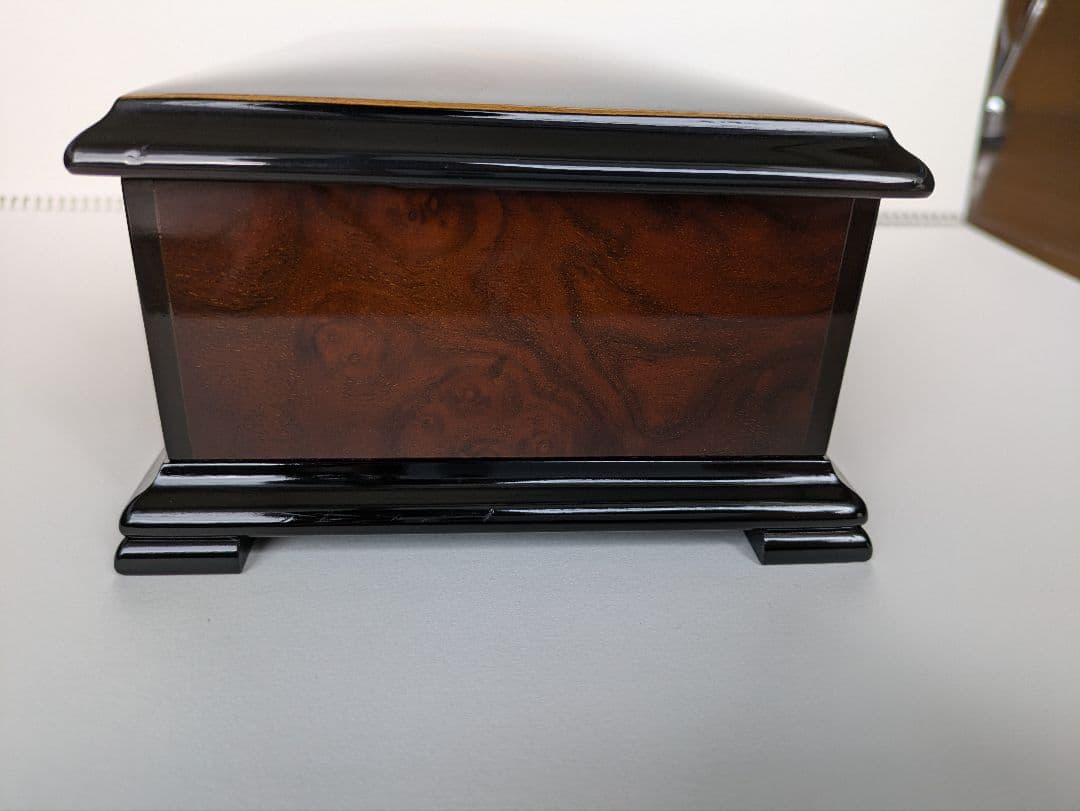 REUGE MUSIC オルゴール ローズ 象嵌 72弁