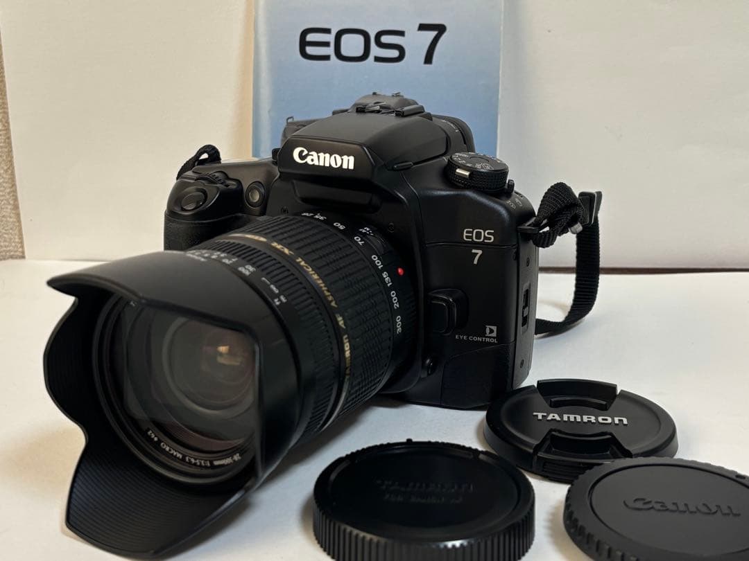 フィルム一眼レフ キヤノン Canon EOS7 28-300mmレンズ付