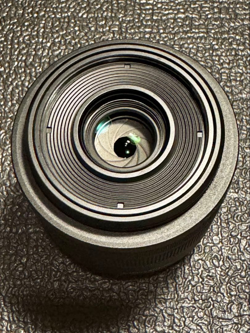 Canon RF 35mm F1.8 MACRO IS STM【元箱切取なし】