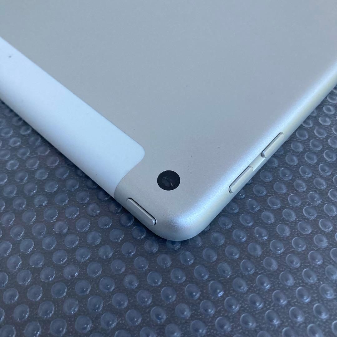 170【早い者勝ち】iPad5 第5世代 32GB SIMフリー☆